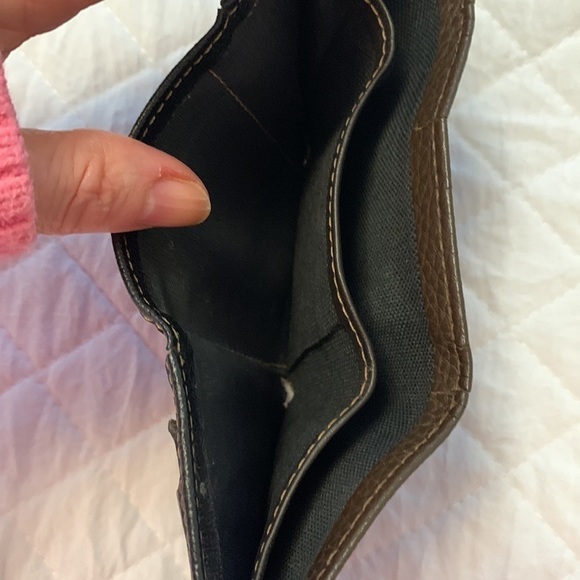 John DEERE brown leather wallet tri-fold five card slots two bill slots OS - Picture 8 of 12